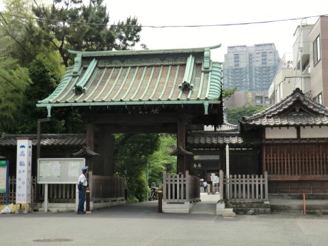 No.56 Sengakuji's central gate