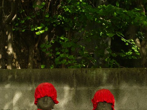 No.163 Jizo statues in front of Tozen-ji