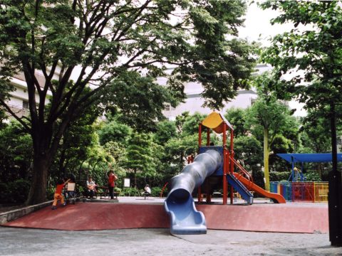 No.176 Heaven for small children: Shirokane 1 Chome Jido Yuen (children's playground)