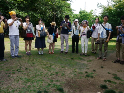 No.777 Good smile with camera in hand