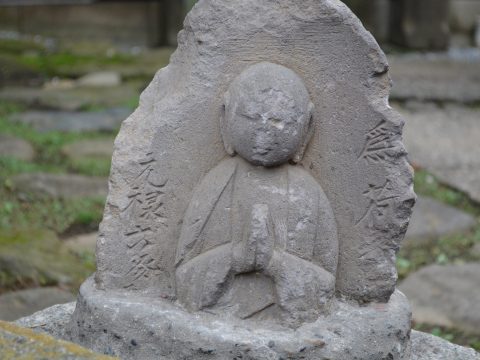 No.879 Jizo statue basking in the sun